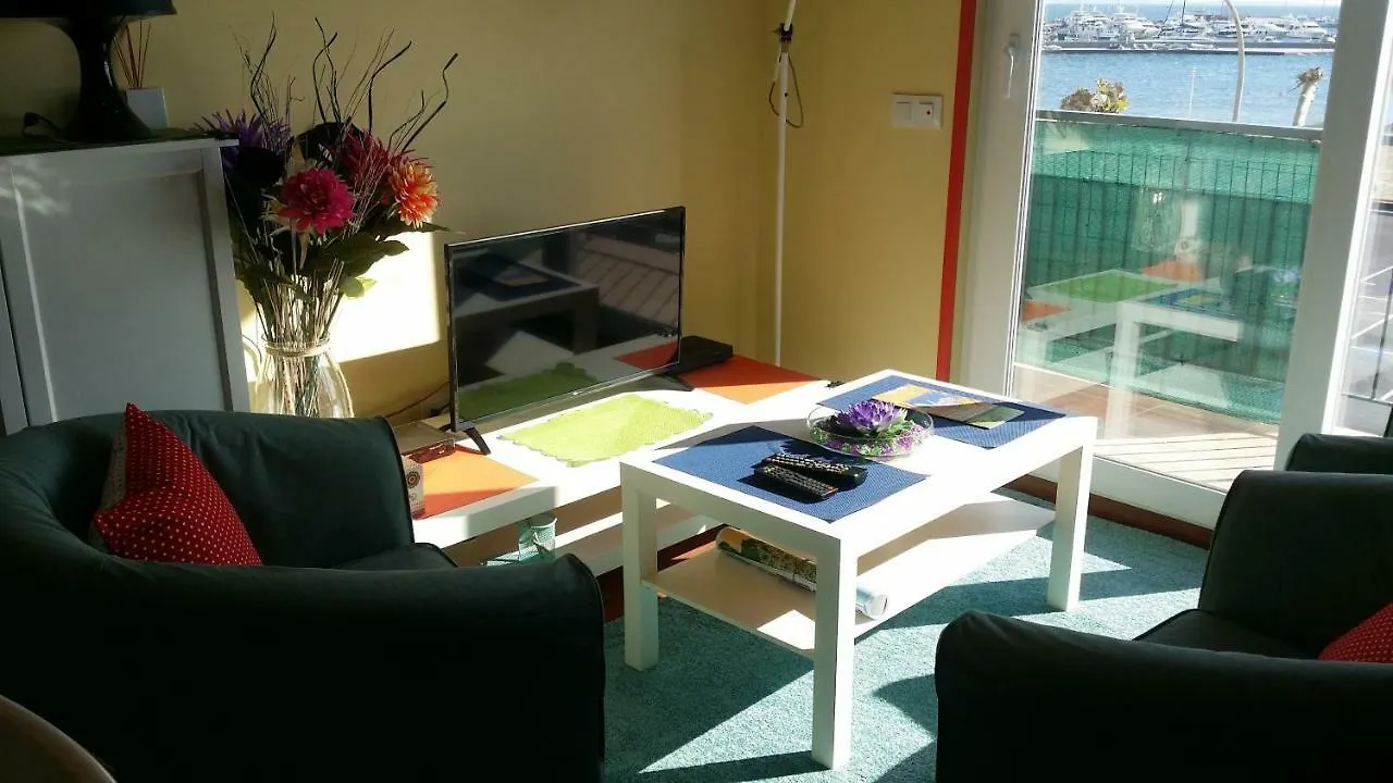 Apartamentos Ferran Paqui Roses Apartment